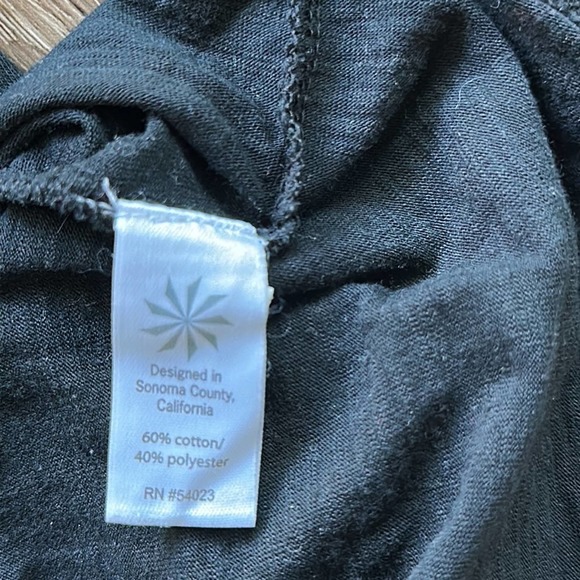 Athleta Asana Tunic 3/4 Sleeve Top - Picture 4 of 5